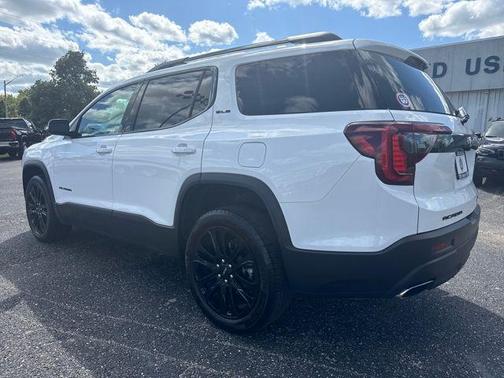 2023 GMC Acadia AWD SLE
