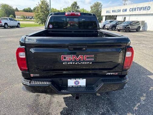 2025 GMC Canyon AT4