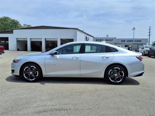 2022 Chevrolet Malibu FWD LT