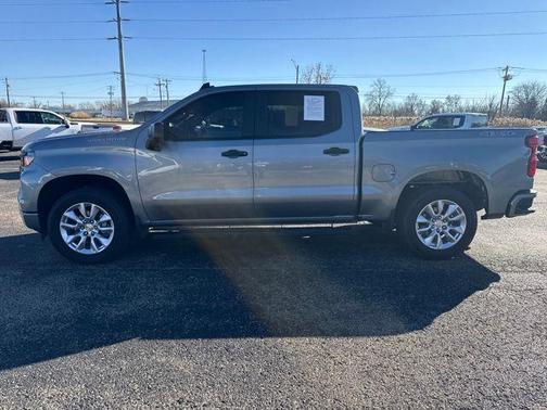 2025 Chevrolet Silverado 1500 Custom