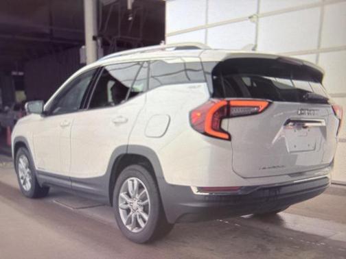 2022 GMC Terrain SLT