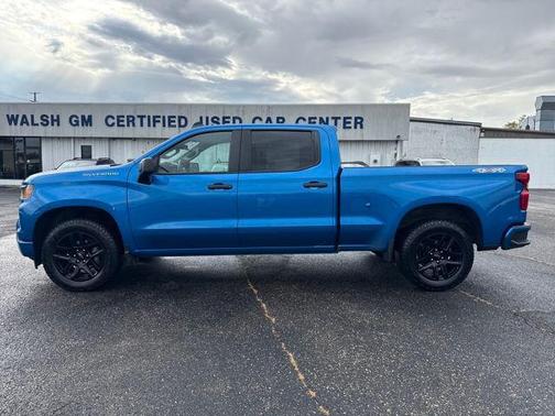 2023 Chevrolet Silverado 1500 Custom