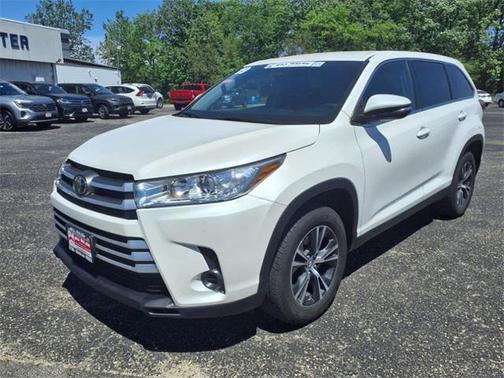 2019 Toyota Highlander LE