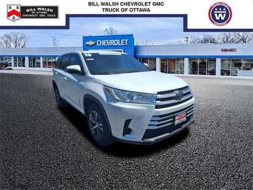 2019 Toyota Highlander LE