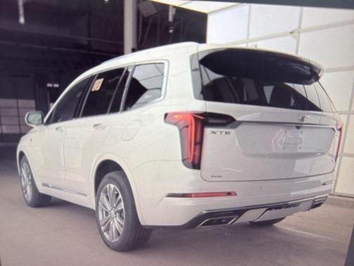 2023 Cadillac XT6 Premium Luxury AWD