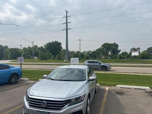 2020 Volkswagen Passat 2.0T SE