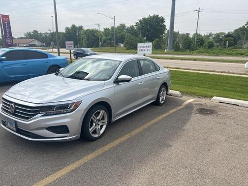 2020 Volkswagen Passat 2.0T SE