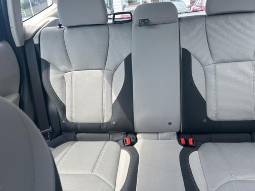 2022 Subaru Forester Base