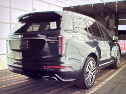 2022 Cadillac XT6 Sport AWD