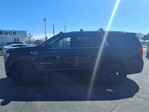 2022 GMC Yukon SLE