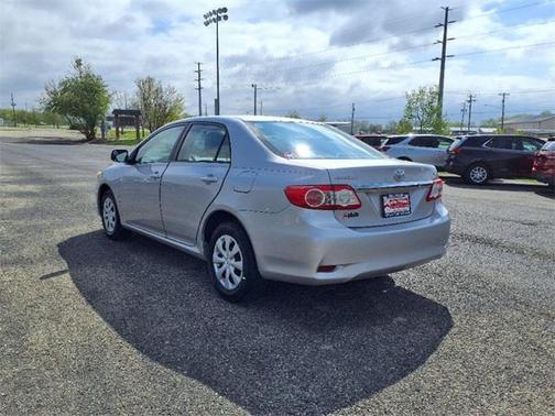 2011 Toyota Corolla LE