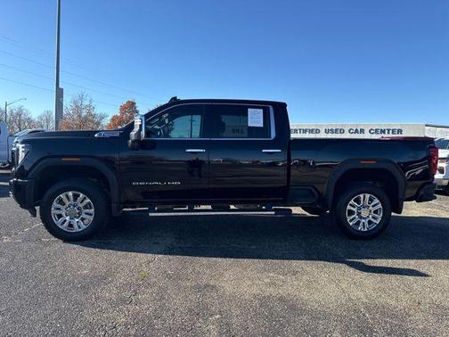 2025 GMC Sierra 2500 Denali