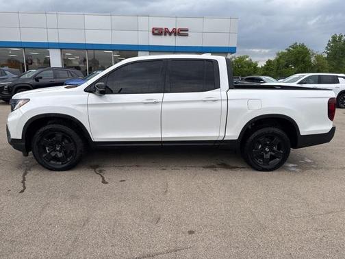 2025 Honda Ridgeline Black