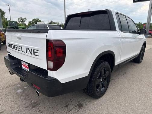 2025 Honda Ridgeline Black
