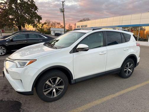 2018 Toyota RAV4 XLE