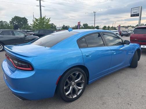 2015 Dodge Charger SXT