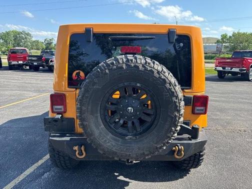2012 Jeep Wrangler Unlimited Sahara