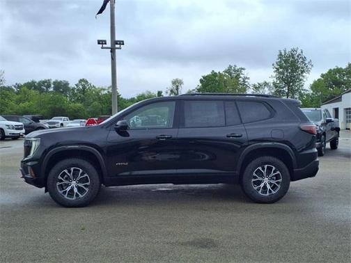 2025 GMC Acadia AWD AT4