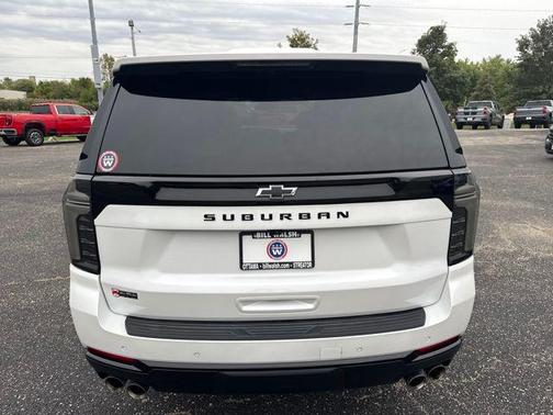 2025 Chevrolet Suburban 4WD Z71