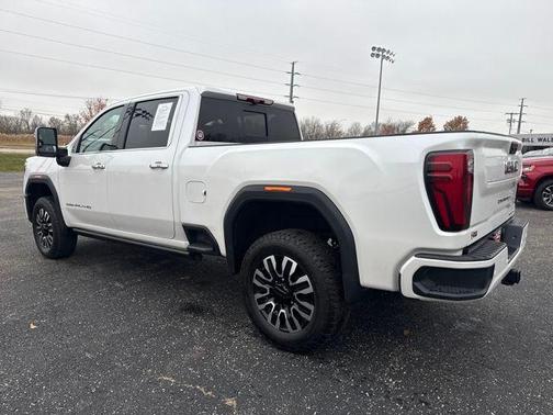 2025 GMC Sierra 3500 Denali