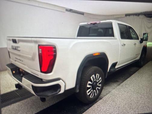 2025 GMC Sierra 3500 Denali