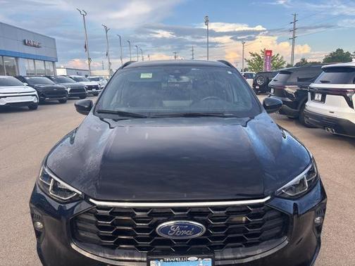 2025 Ford Escape ST-Line Elite