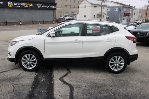 2020 Nissan Rogue Sport SV