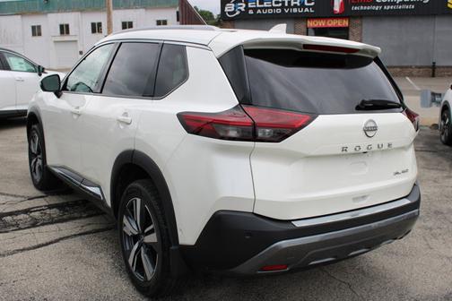 2022 Nissan Rogue SL