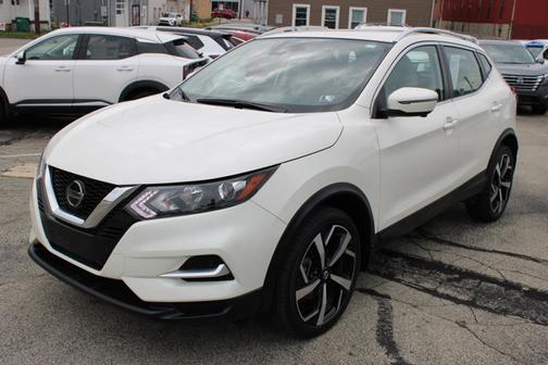 2022 Nissan Rogue Sport SL