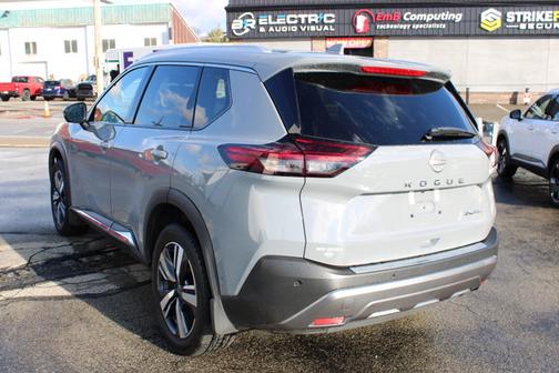 2023 Nissan Rogue SL
