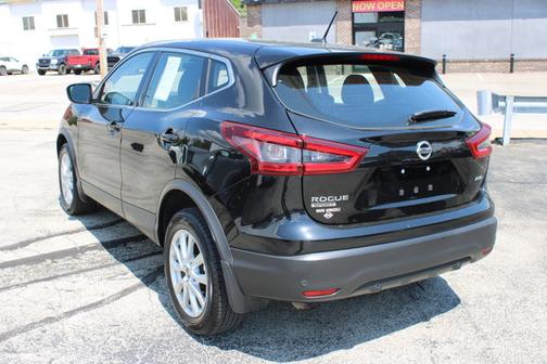 Magnetic Black 2021 Nissan Rogue Sport S