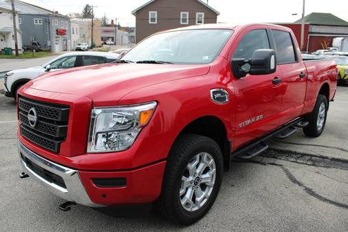 2024 Nissan Titan XD SV