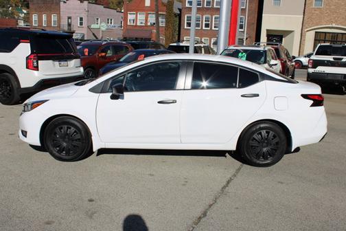 2024 Nissan Versa 1.6 S