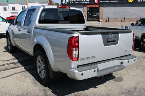 2020 Nissan Frontier SV