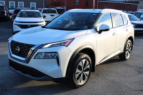 2022 Nissan Rogue SV