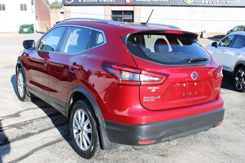2020 Nissan Rogue Sport SV
