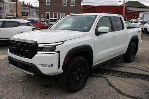 2024 Nissan Frontier PRO-4X