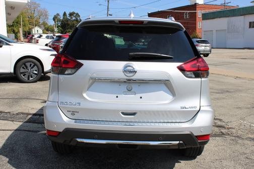 2020 Nissan Rogue SL