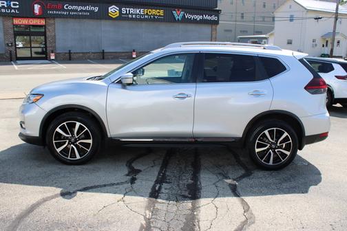 2020 Nissan Rogue SL