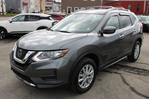 2020 Nissan Rogue SV