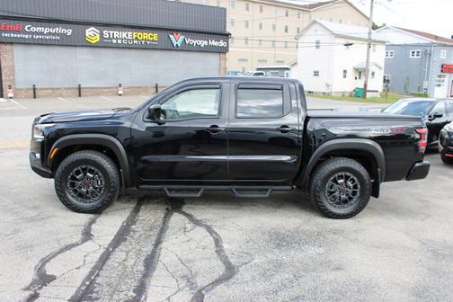 Black 2024 Nissan Frontier PRO-4X