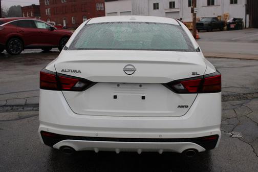 2025 Nissan Altima SL