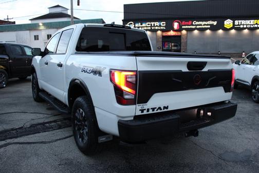2024 Nissan Titan PRO-4X