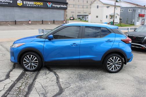 Electric Blue Metallic 2023 Nissan Kicks SV
