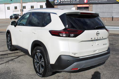 White 2023 Nissan Rogue SV