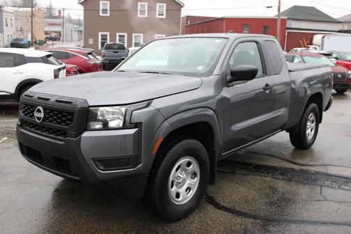 2025 Nissan Frontier S