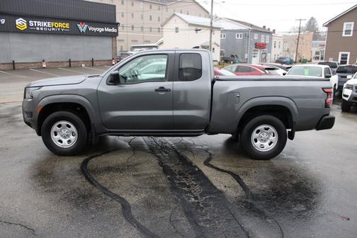 2025 Nissan Frontier S