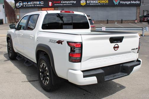 2024 Nissan Frontier PRO-4X