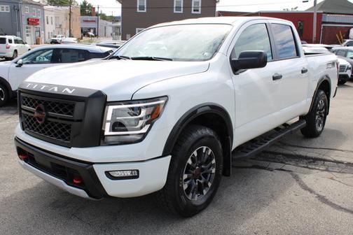 2024 Nissan Titan PRO-4X
