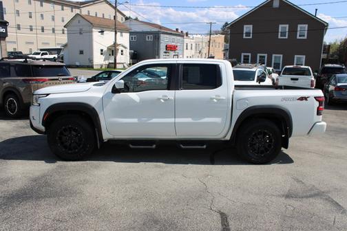 2022 Nissan Frontier PRO-4X